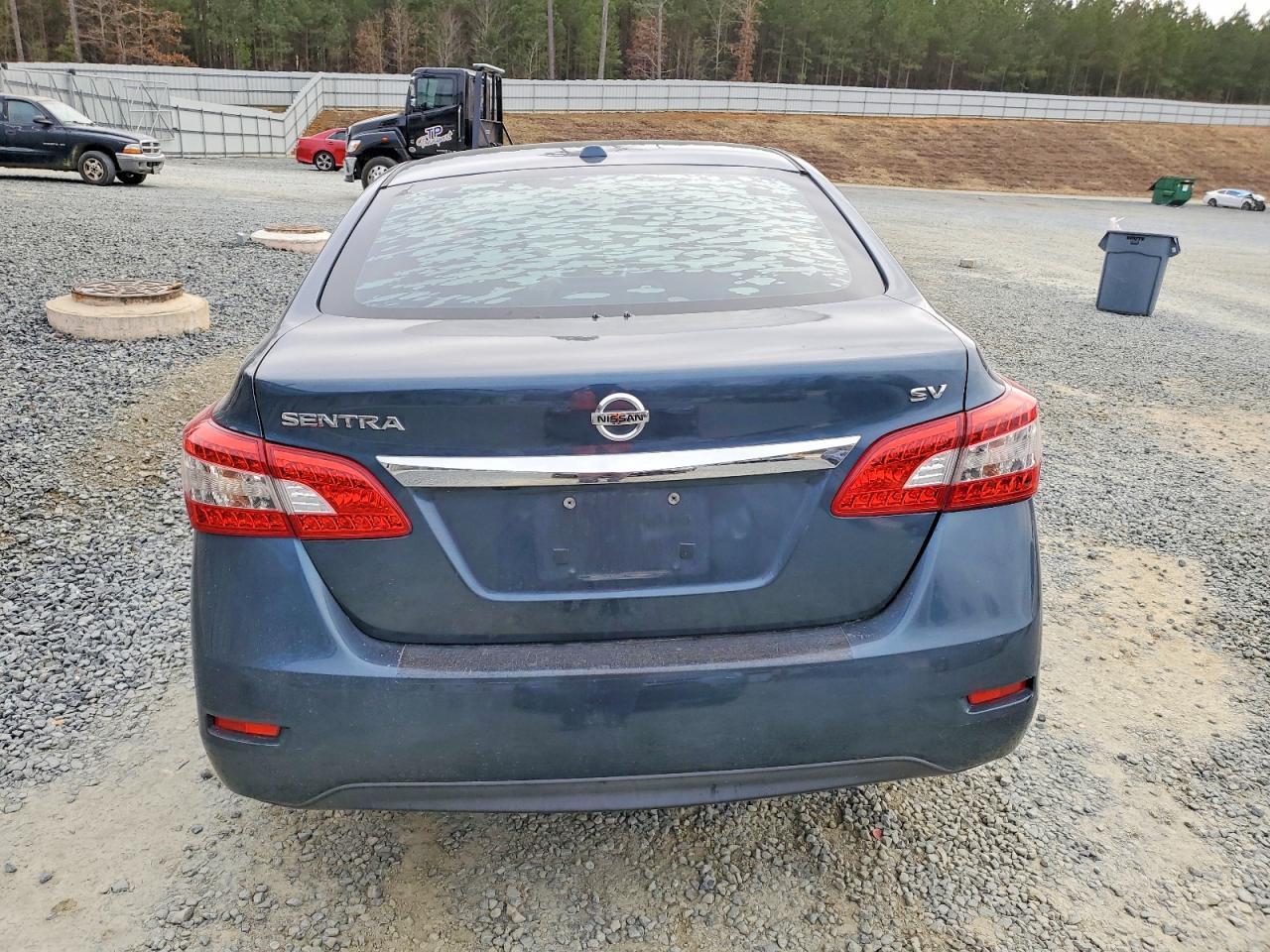 2015 Nissan Sentra - Image 6