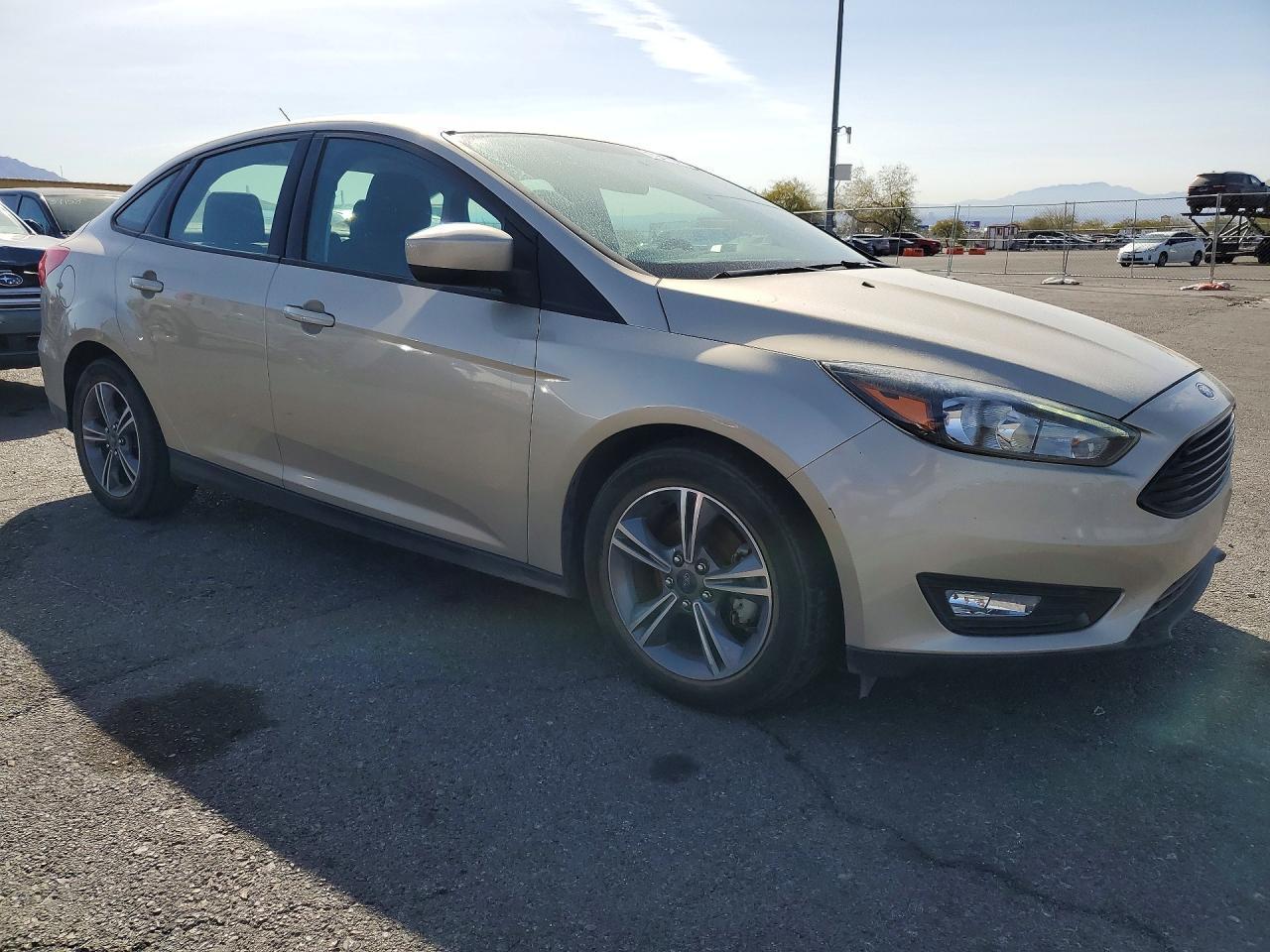 2018 Ford Focus Se - Фото 4