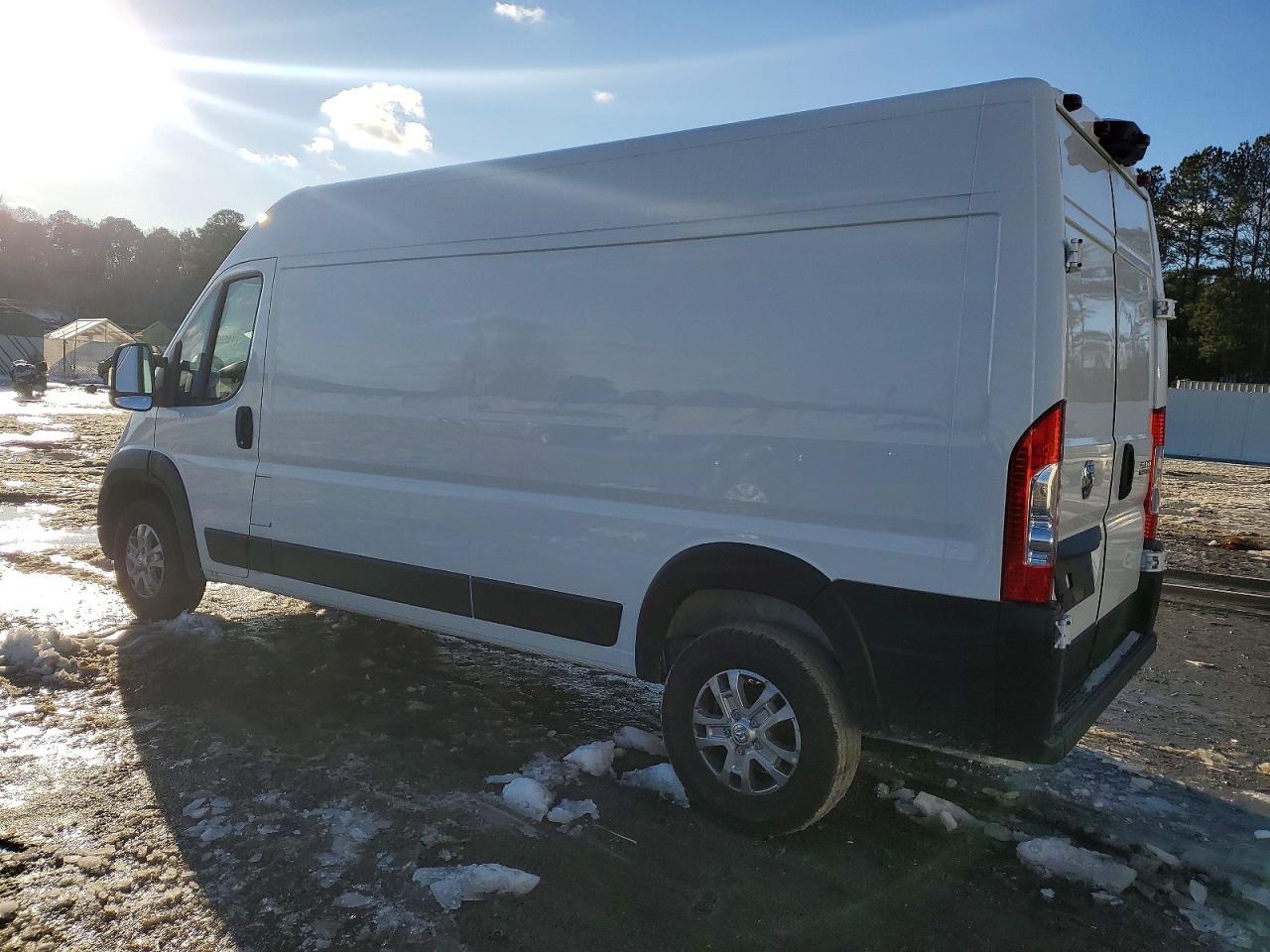 2026 Ram Pro Master Van - Фото 2