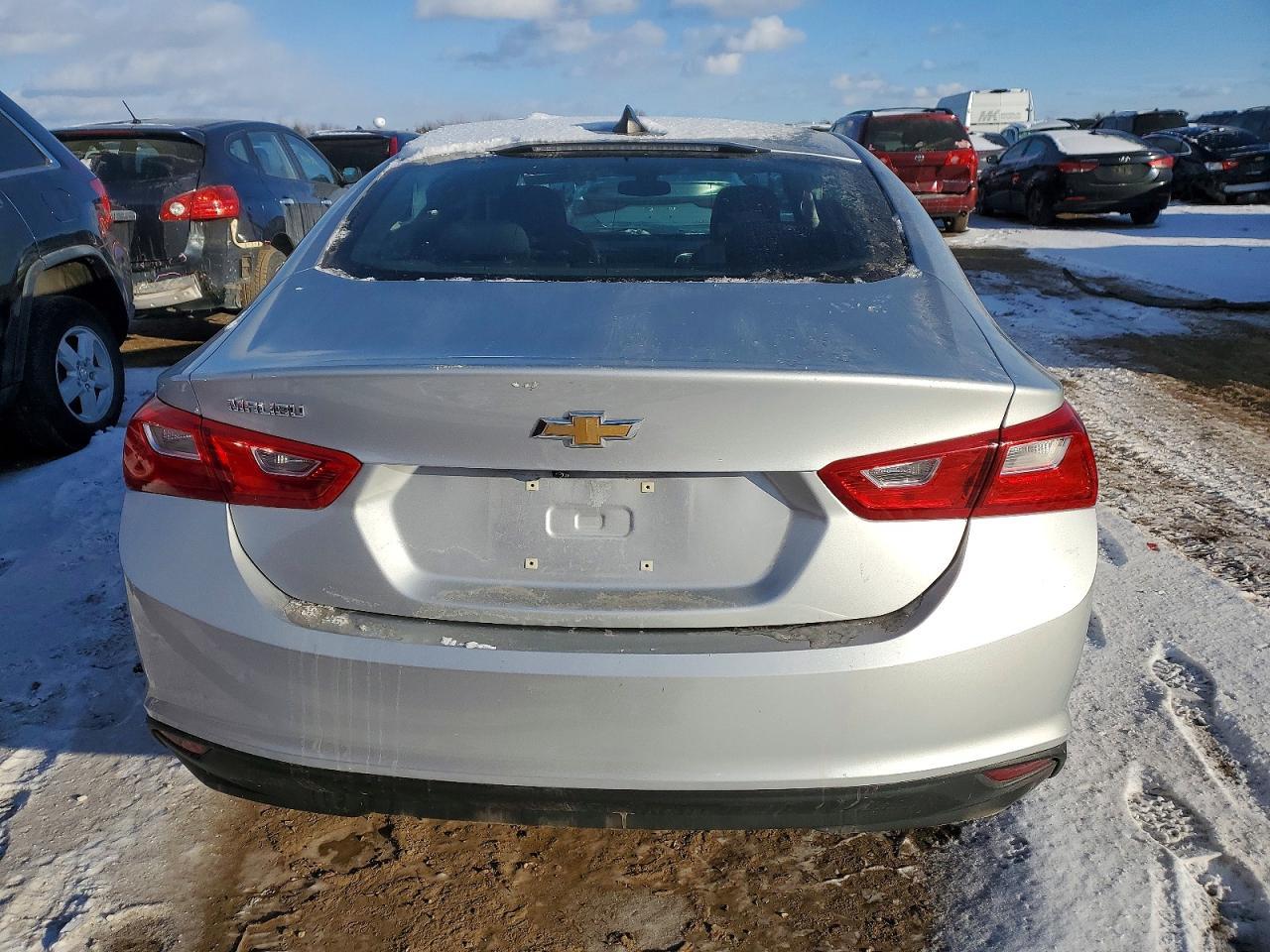 2021 Chevrolet Malibu Ls - Фото 6