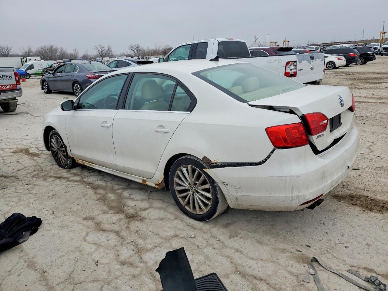 2011 Volkswagen Jetta - Фото 2