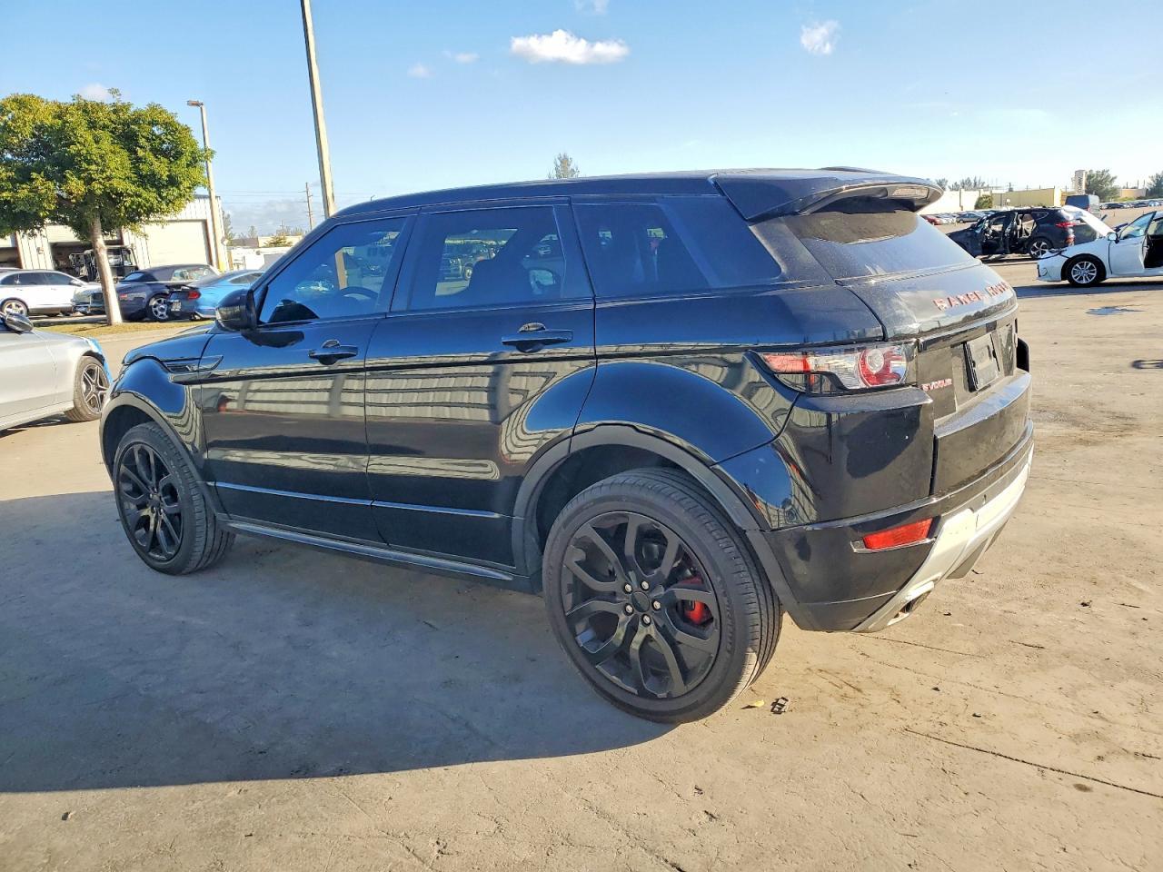 2014 Land Rover Range Rover Evoque Dynamic Premium - Image 2