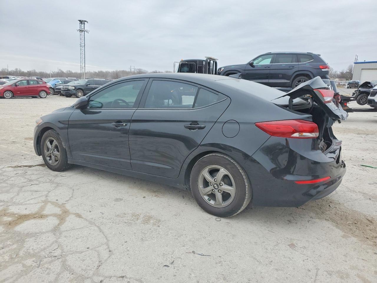 2018 Hyundai Elantra - Image 2