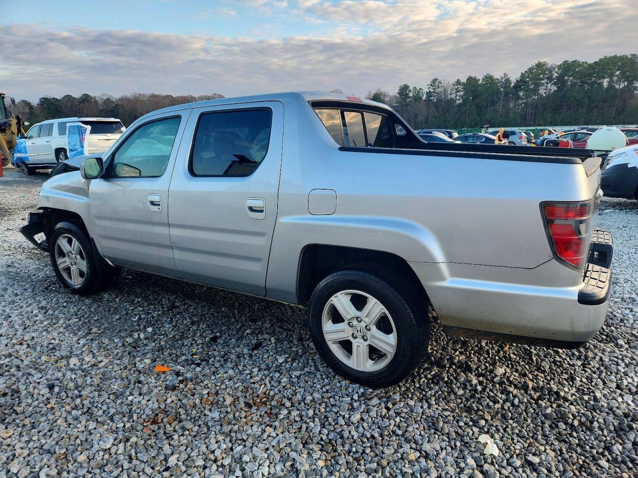 2013 Honda Ridgeline Rtl - Image 2