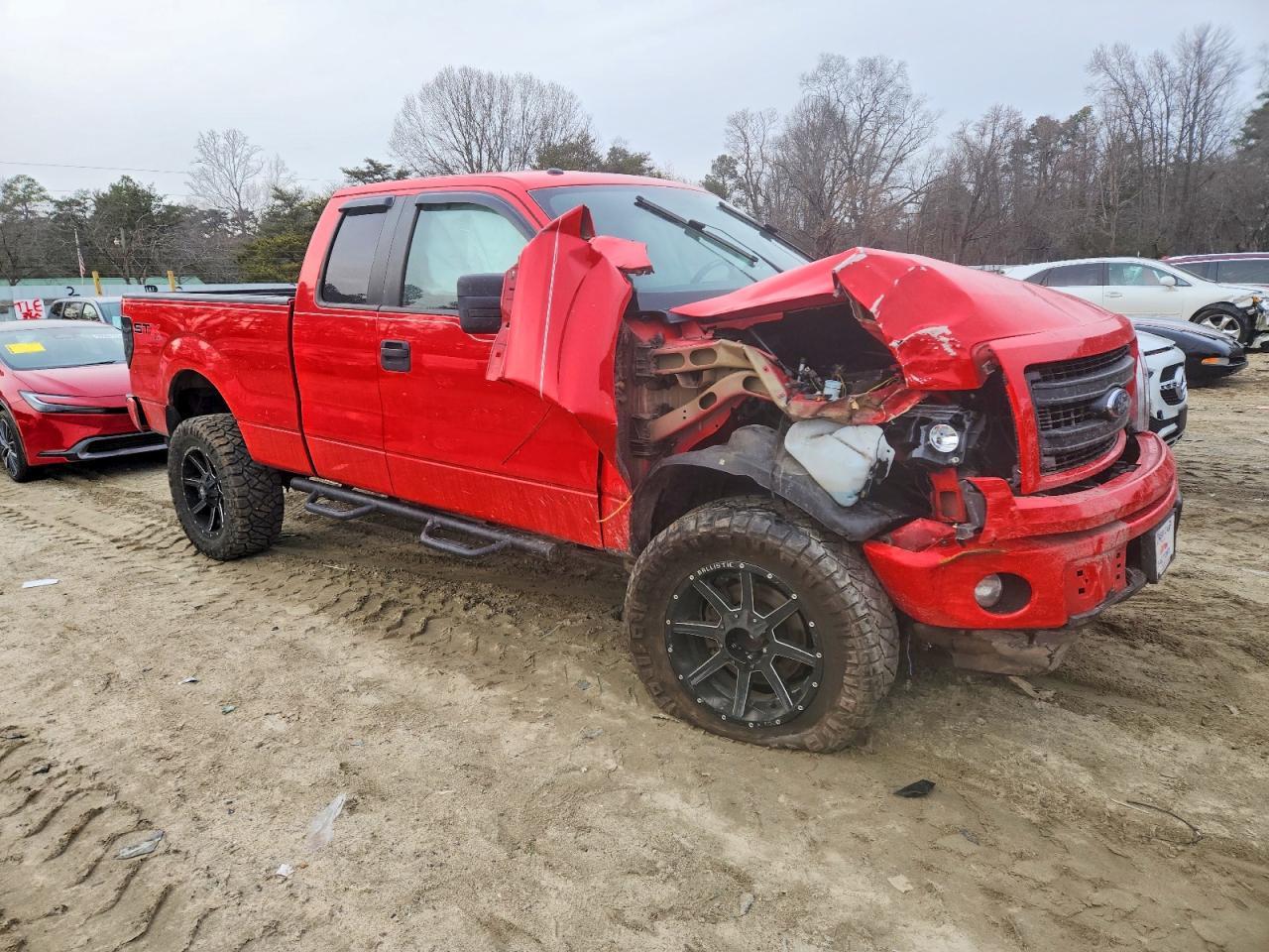 2013 Ford F150 Super Cab - Image 4