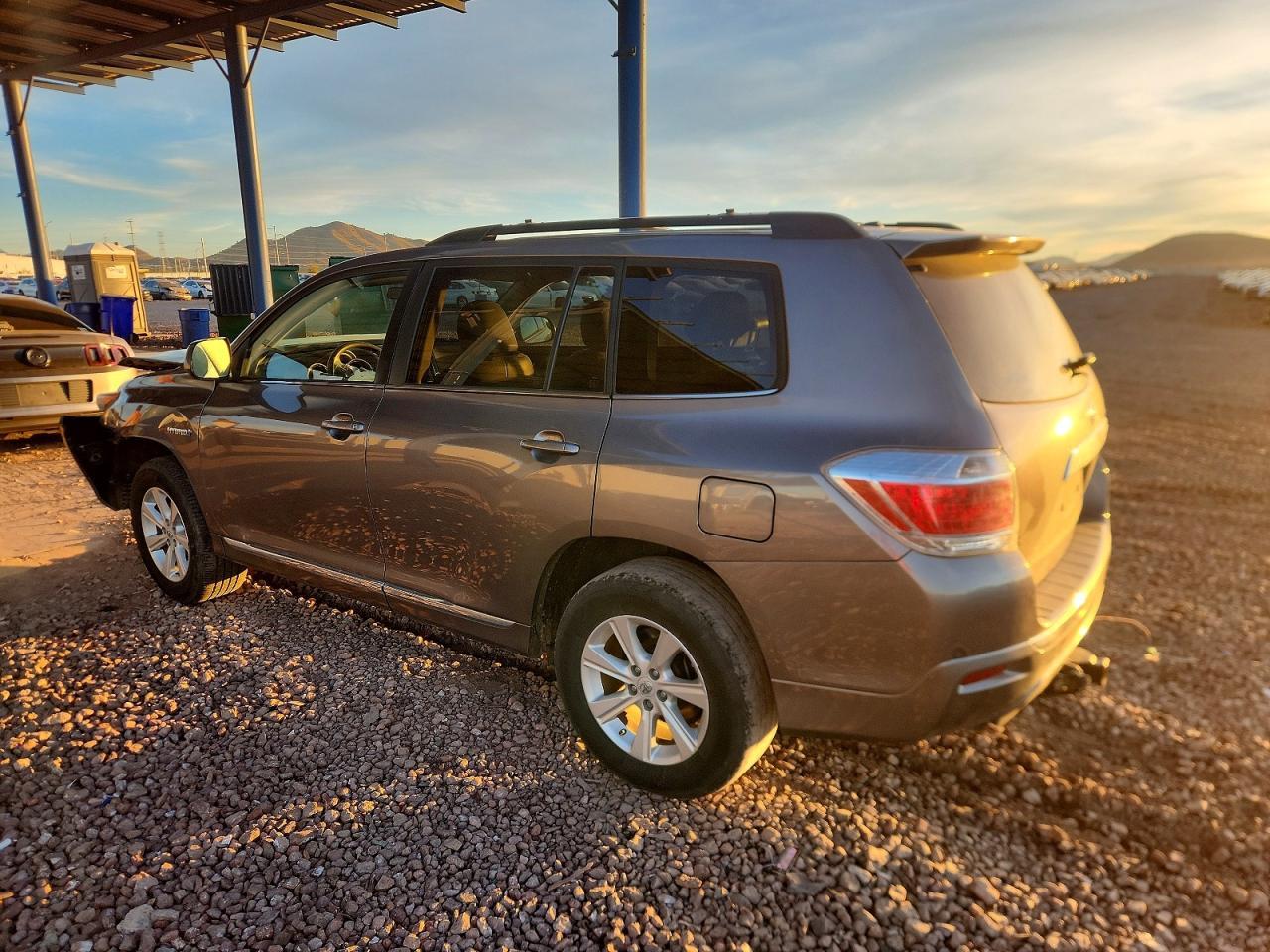 2013 Toyota Highlander Hybrid - Фото 2