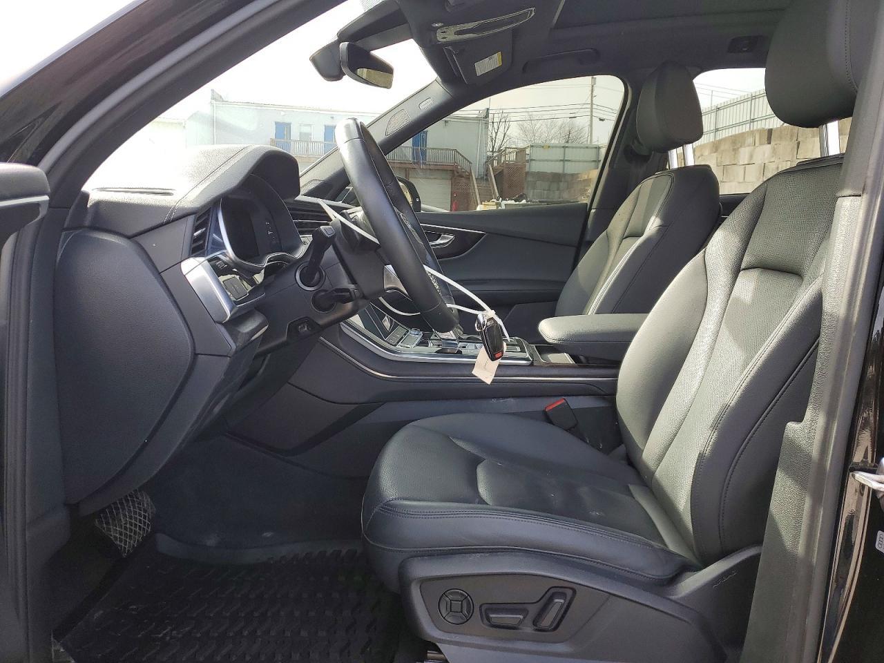 2023 Audi Q7 Premium Plus - Image 7