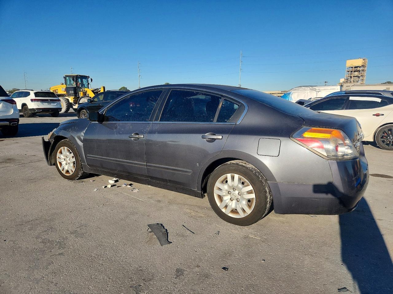 2012 Nissan Altima Base - Image 2