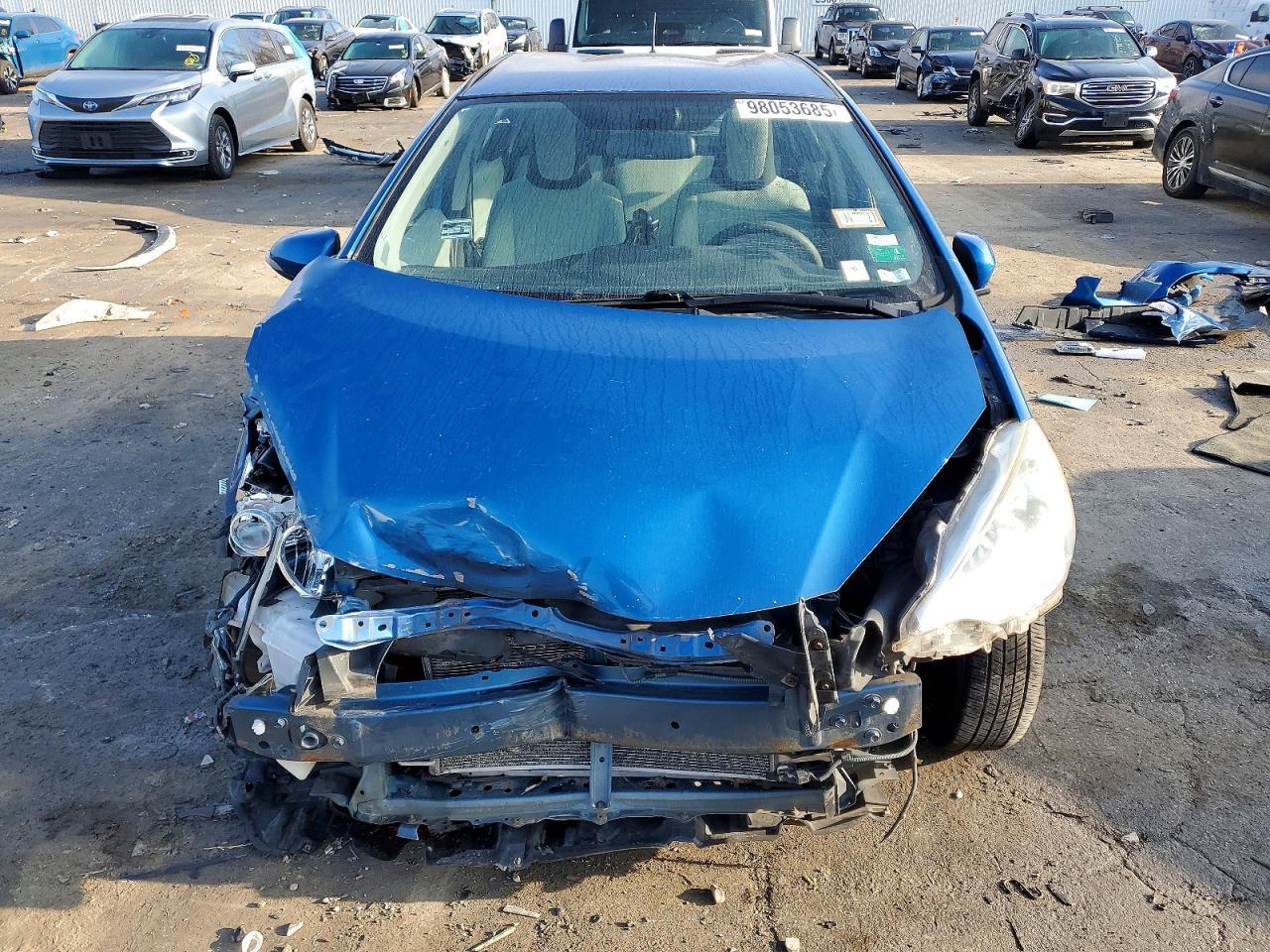 2012 Toyota Prius C - Image 5