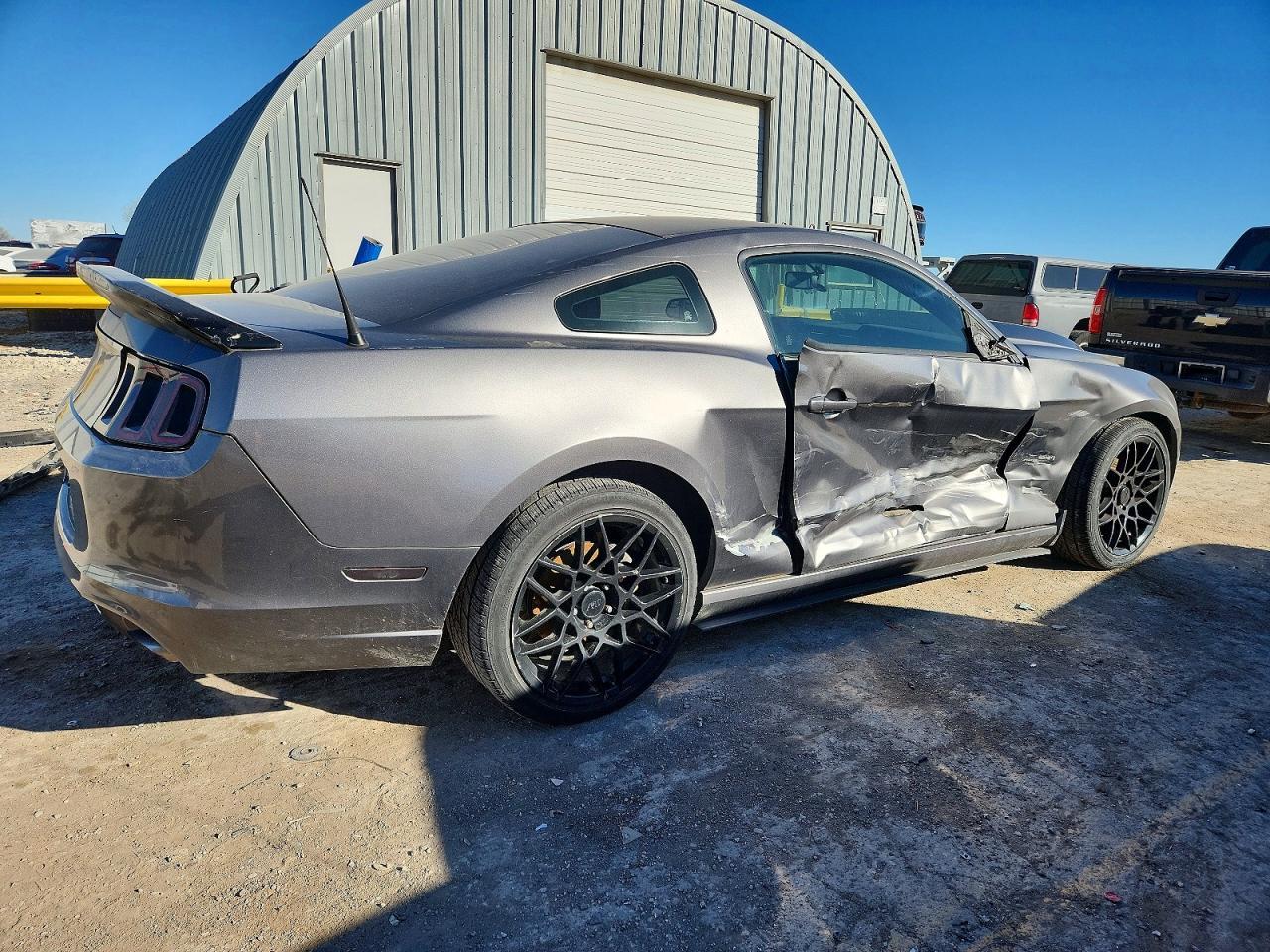 2014 Ford Mustang - Фото 3