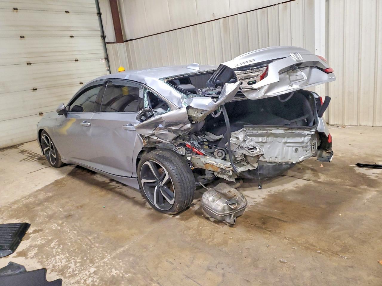 2018 Honda Accord Sport - Image 2