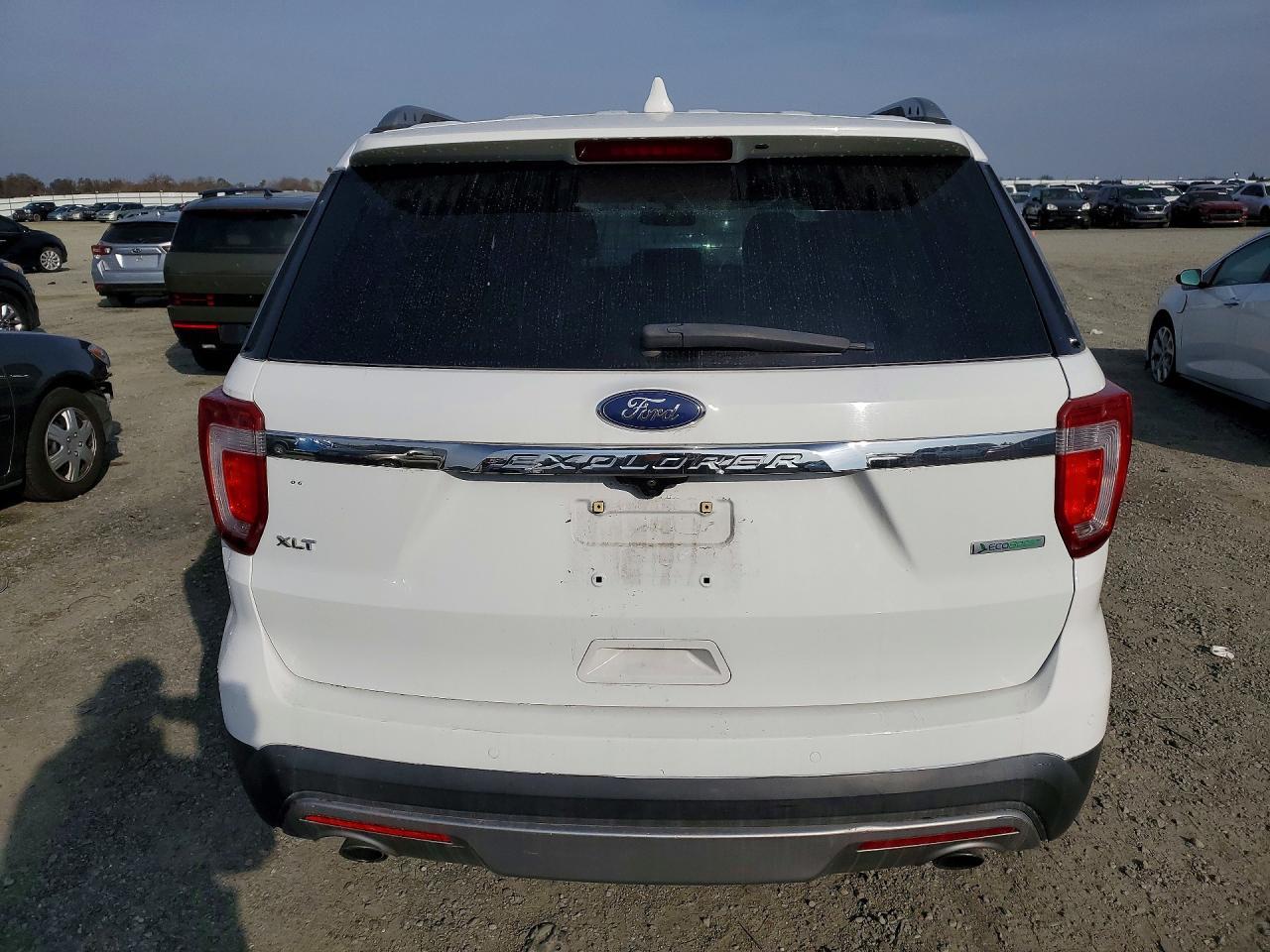 2016 Ford Explorer Xlt - Image 6