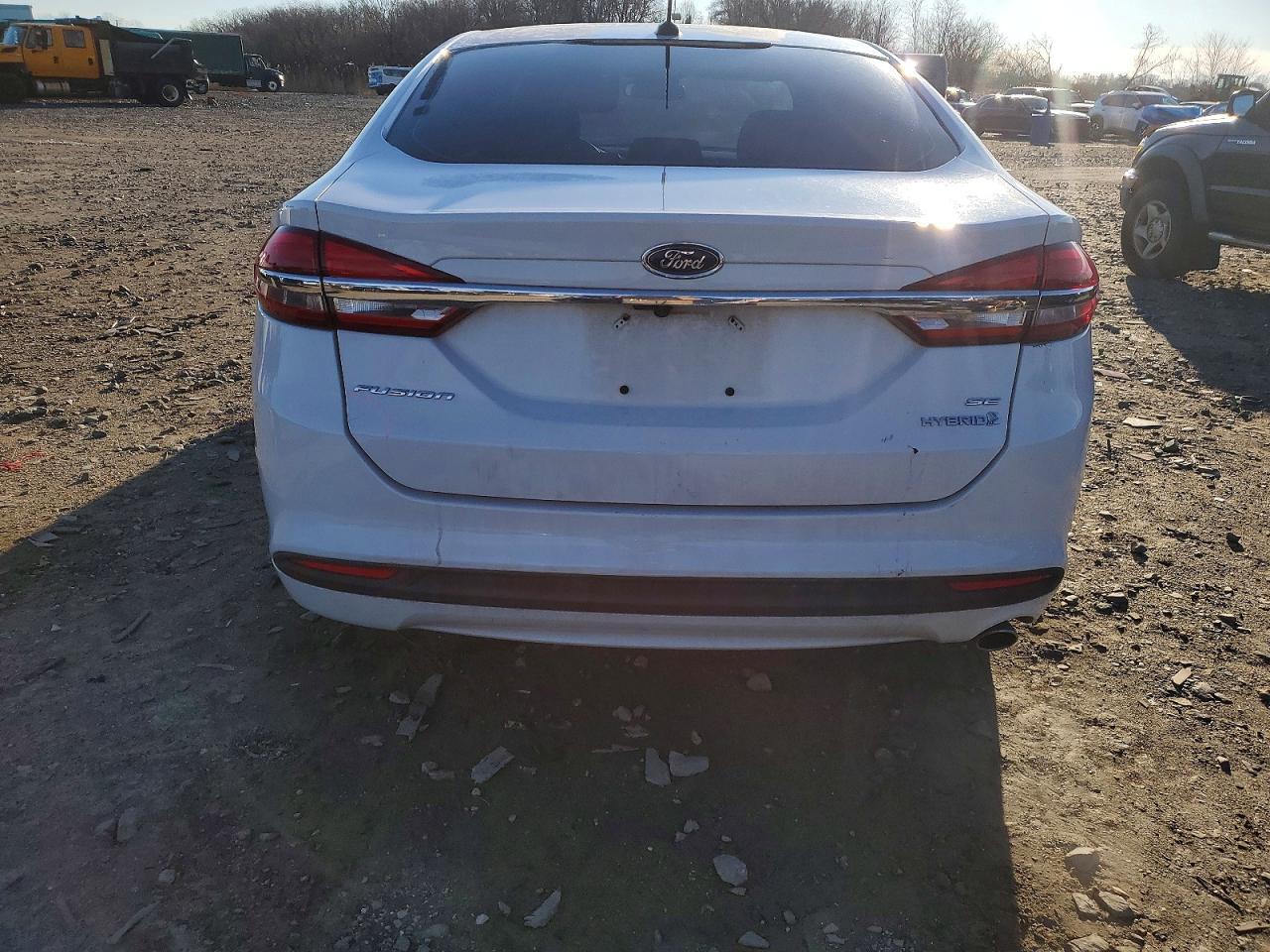 2018 Ford Fusion Se Hybrid - Image 6