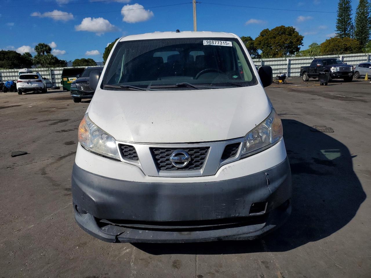 2015 Nissan Nv - Image 5
