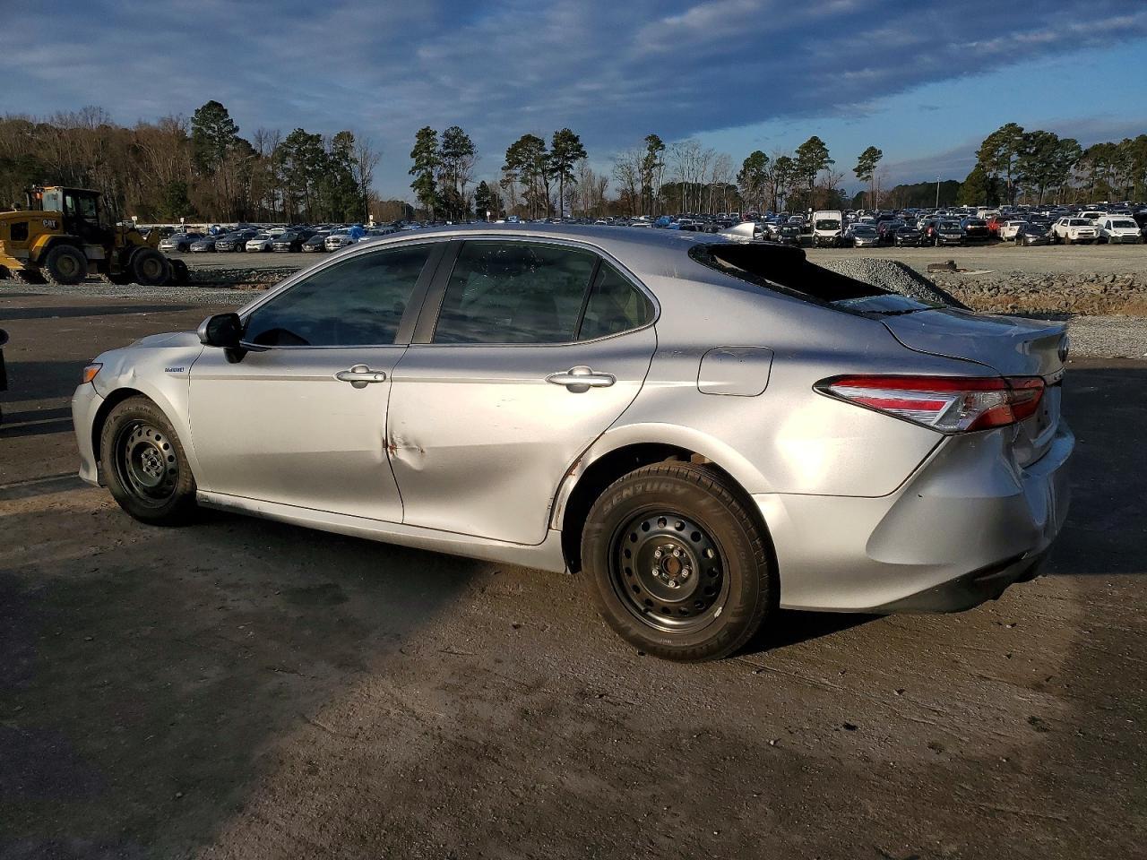2019 Toyota Camry Le - Image 2