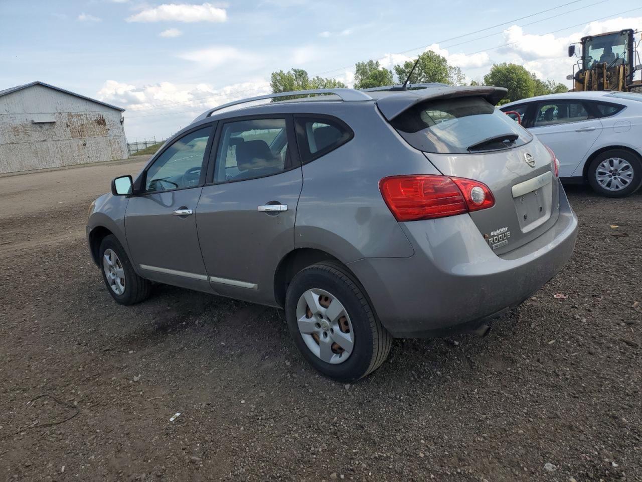 2015 Nissan Rogue Select S - Image 3