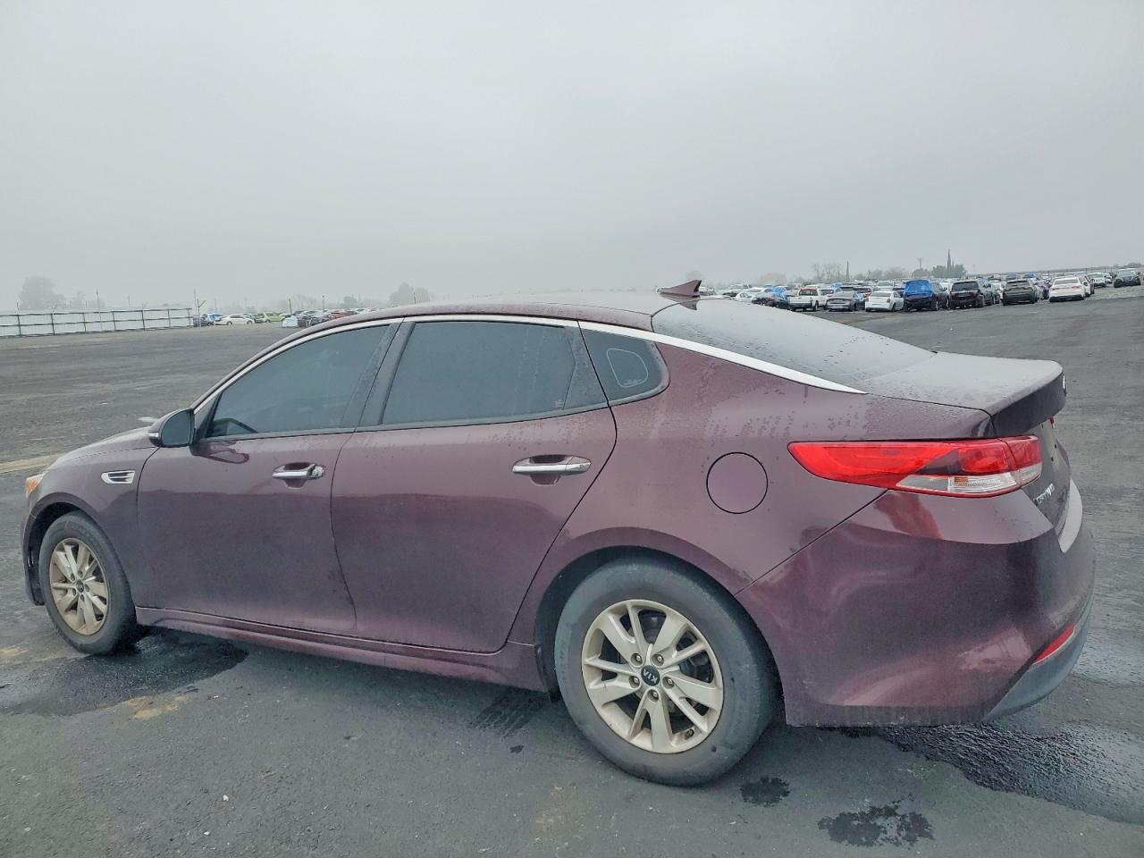 2018 Kia Optima Lx - Фото 2