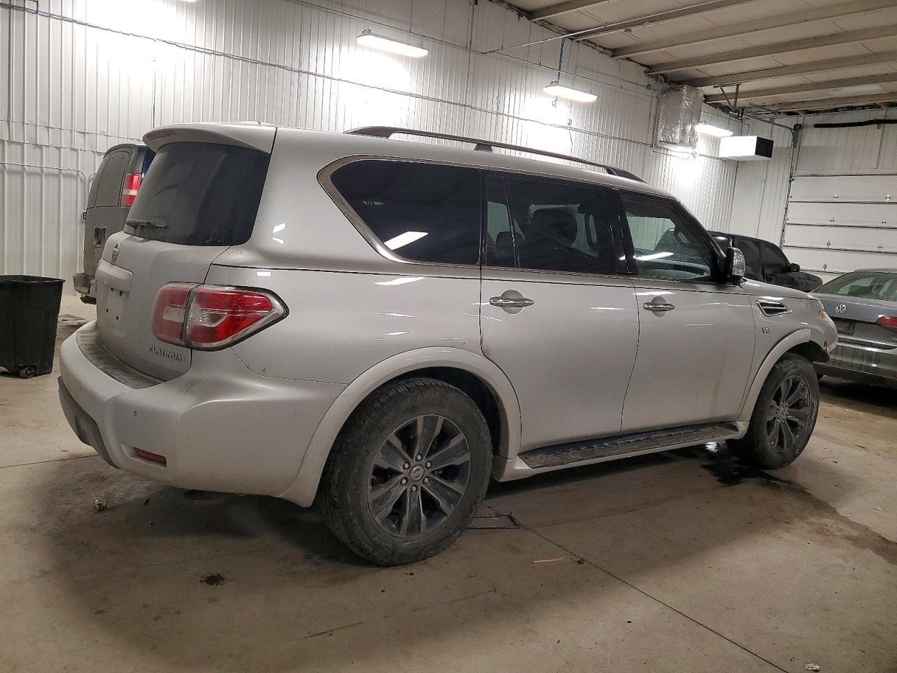 2019 Nissan Armada Platinum - Фото 3