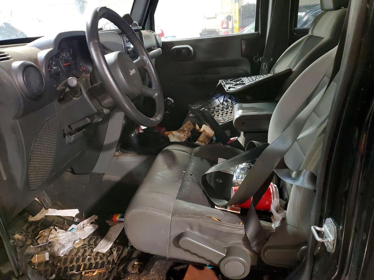 2009 Jeep Wrangler Unlimited X - Image 7