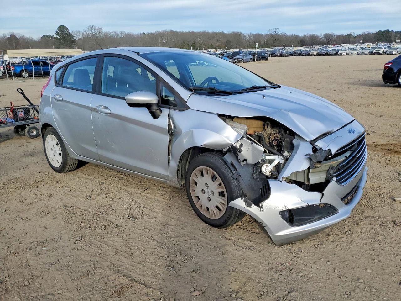 2016 Ford Fiesta S - Image 4