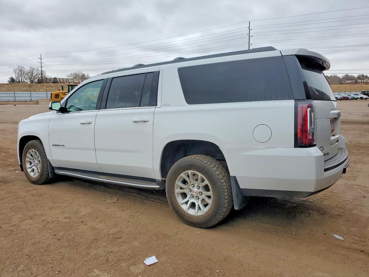 2018 GMC Yukon Xl K1500 Slt - Image 2