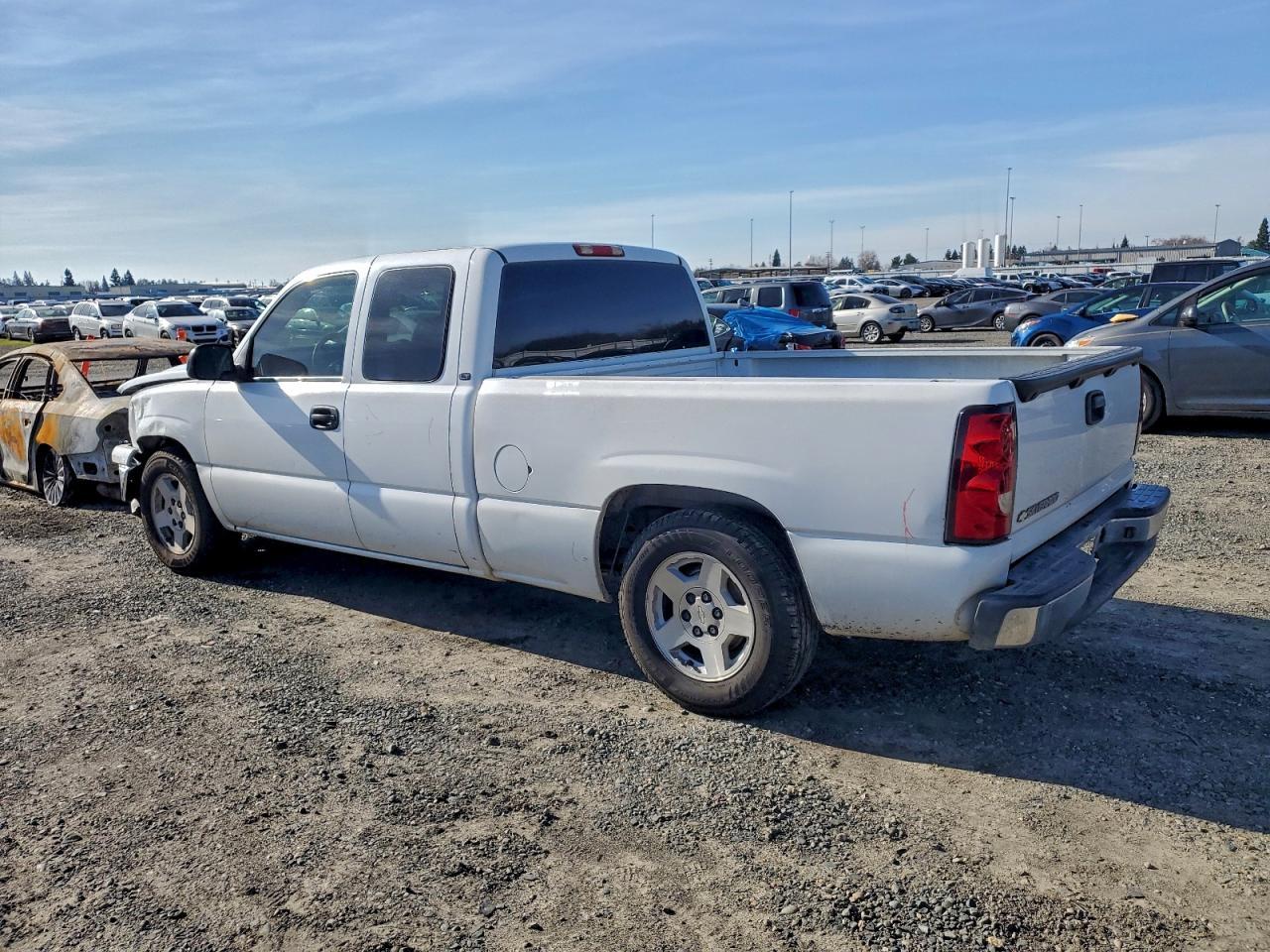 2007 Chevrolet Silverado C1500 Classic - Фото 2