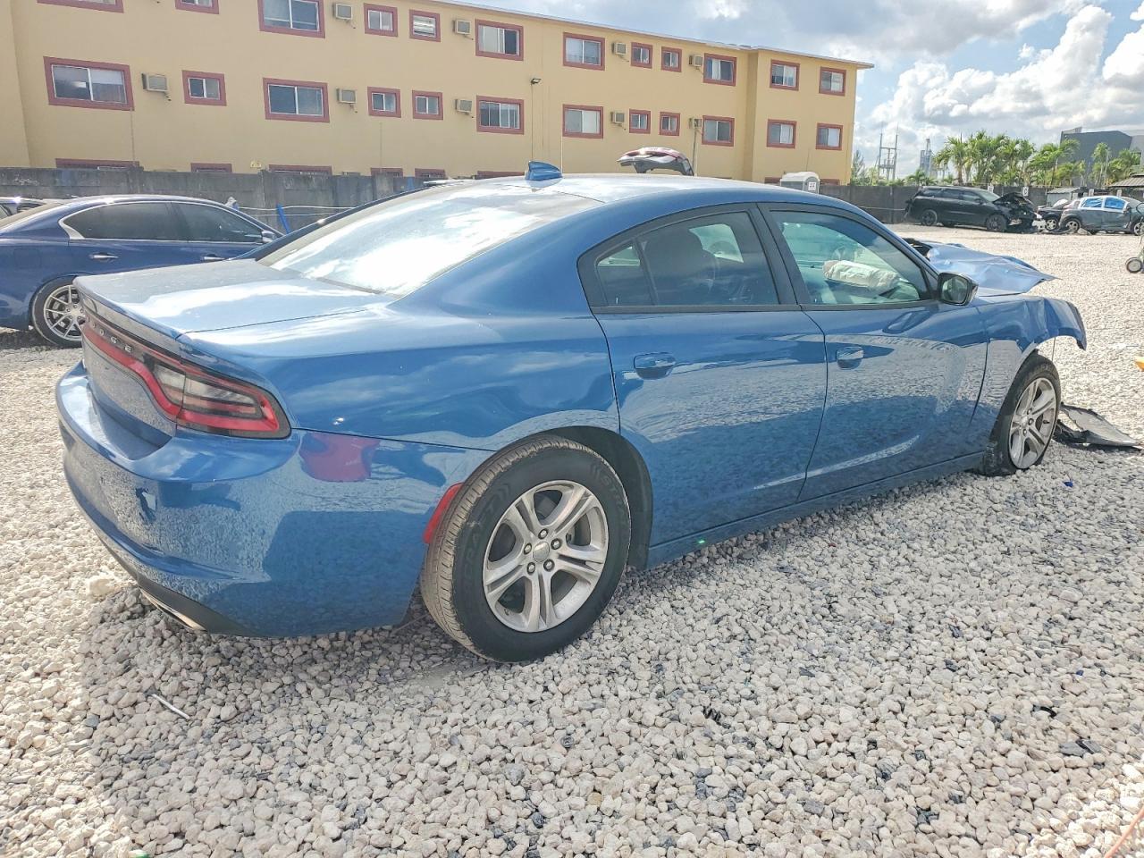 2023 Dodge Charger Sxt - Фото 3