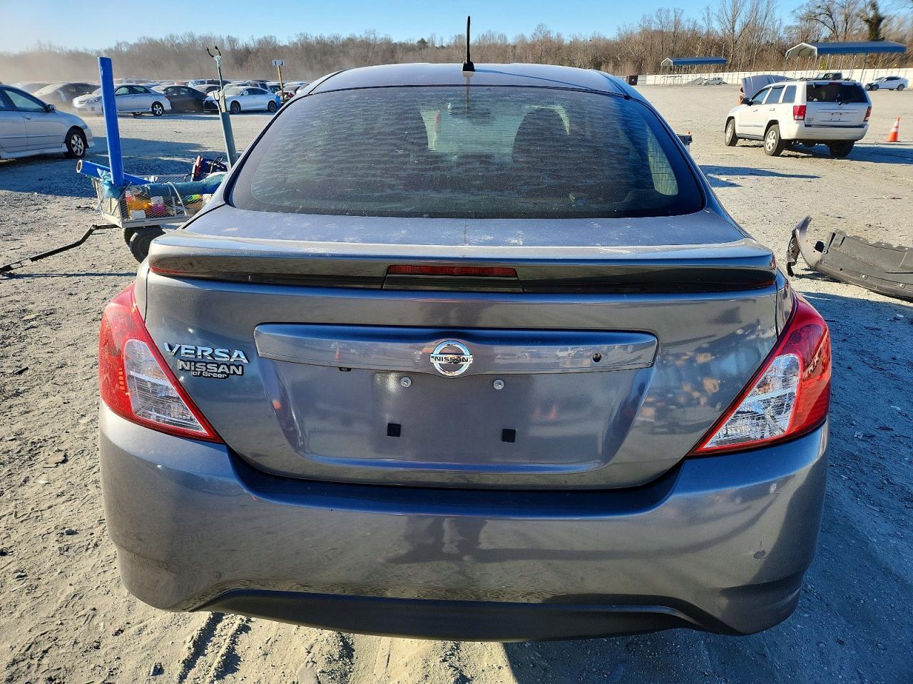 2019 Nissan Versa S - Image 6