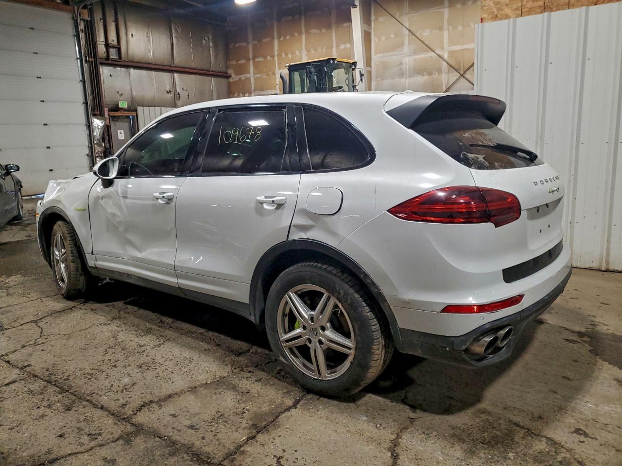 2016 Porsche Cayenne Se Hybrid - Фото 2