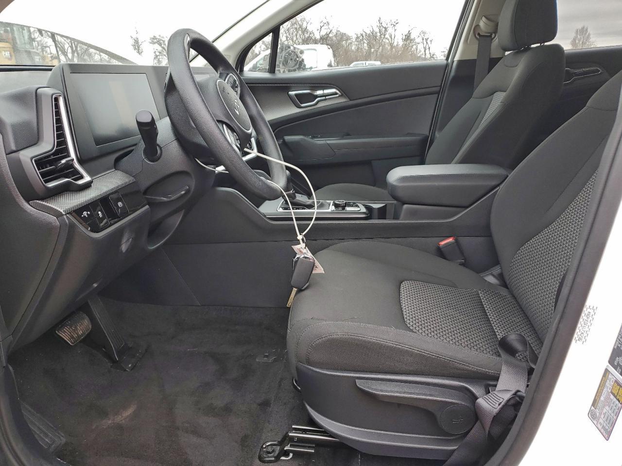 2025 Kia Sportage Lx - Image 7