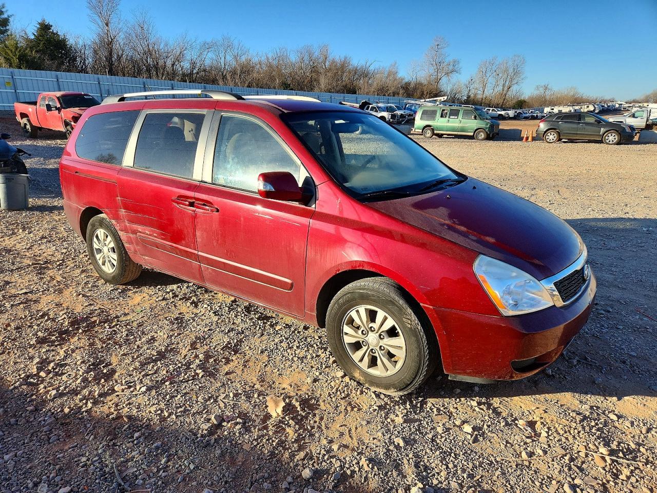 2012 Kia Sedona Lx - Image 4