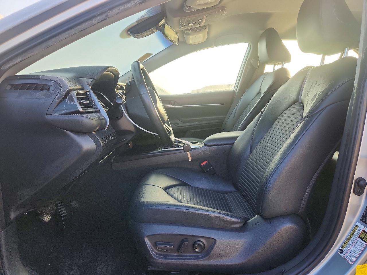 2019 Toyota Camry L - Image 7