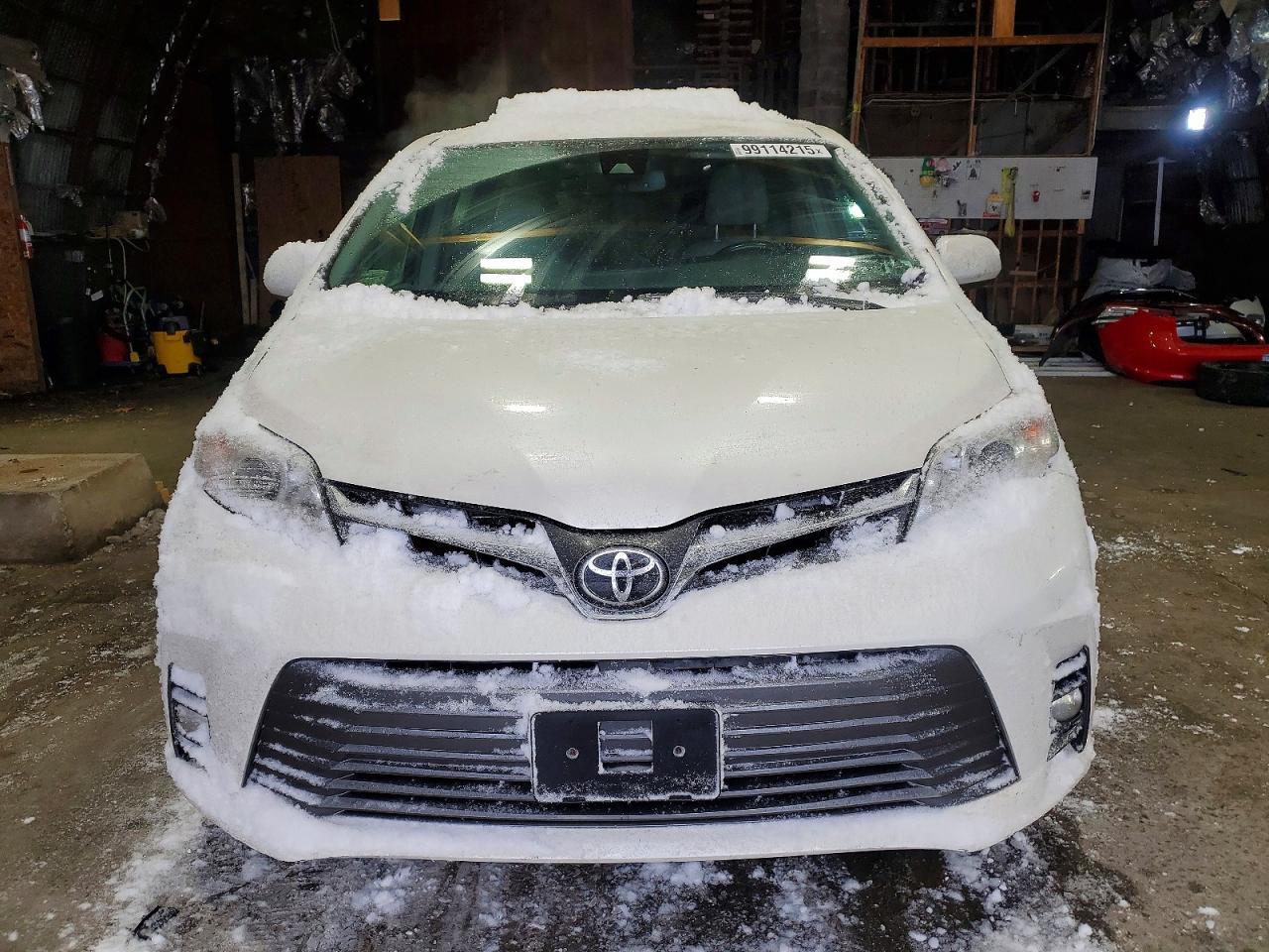 2018 Toyota Sienna Xle - Фото 5