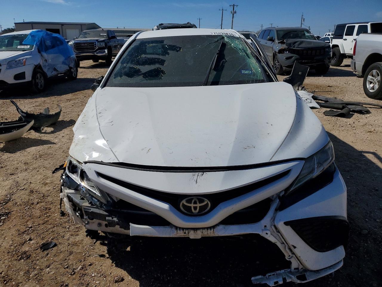 2021 Toyota Camry Se - Image 5