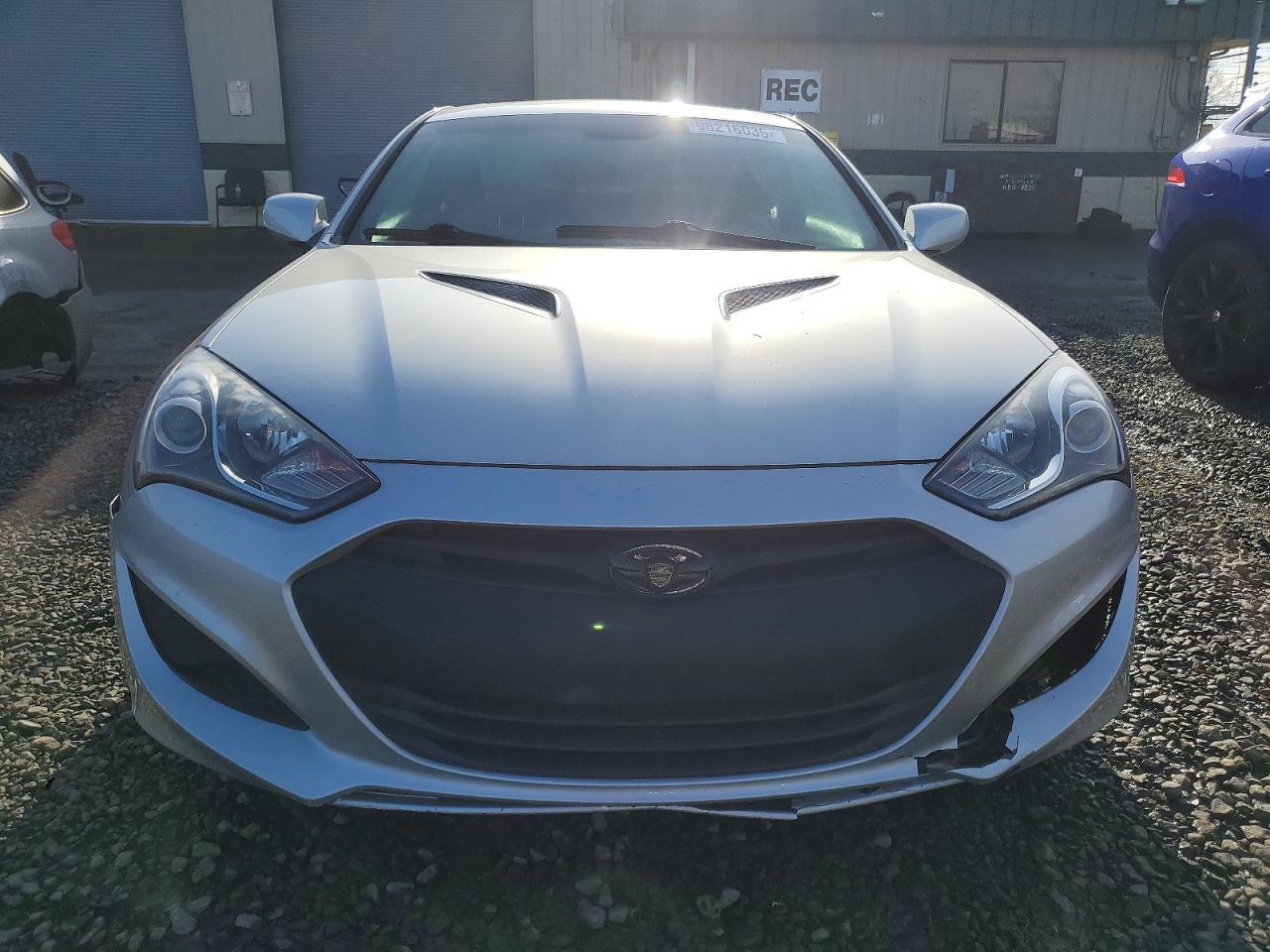 2013 Hyundai Genesis Coupe 2.0T - Фото 5