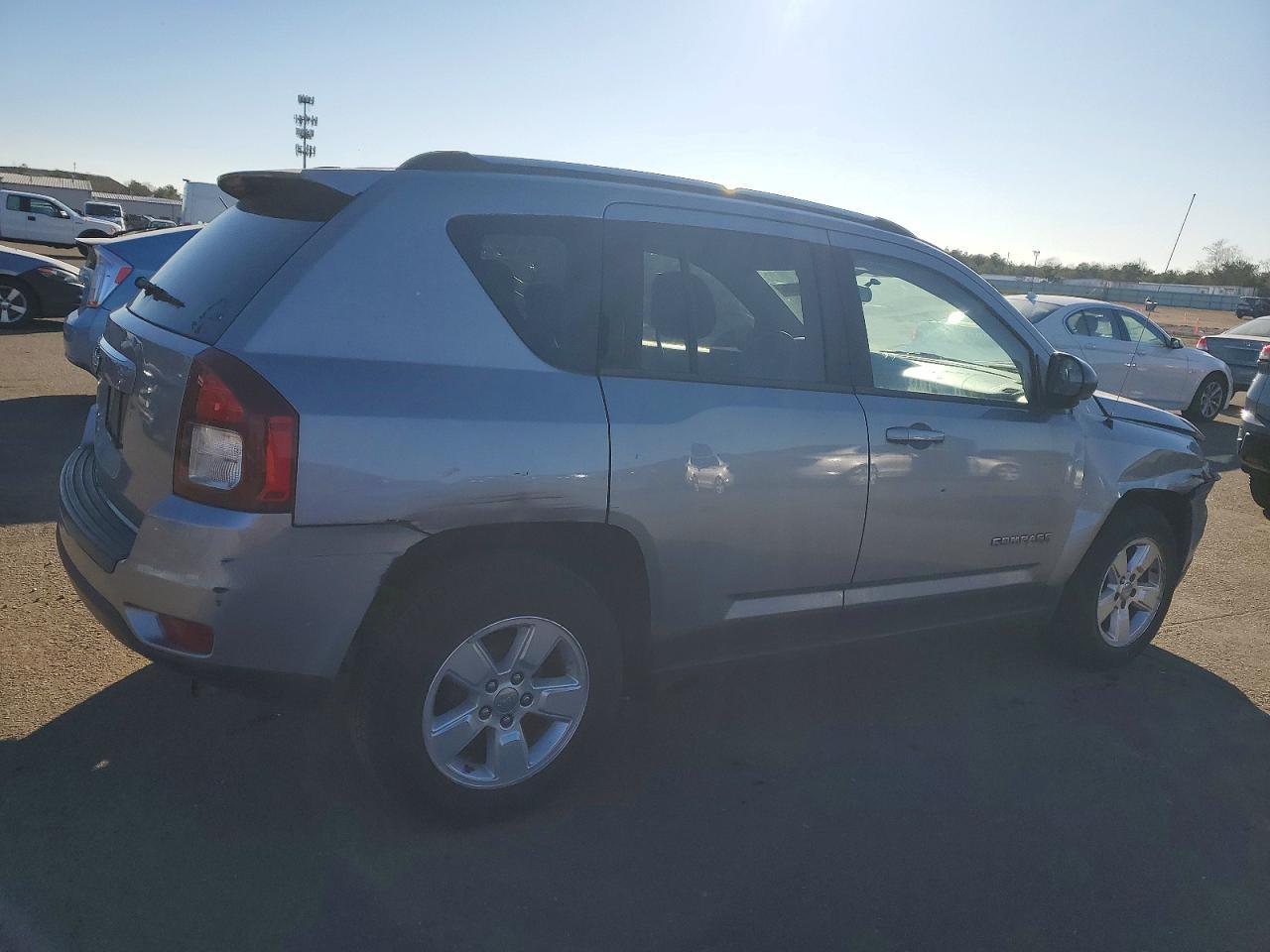 2014 Jeep Compass Sport - Image 3