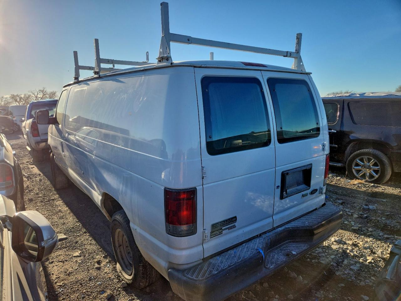2012 Ford E250 Delivery Van - Фото 2