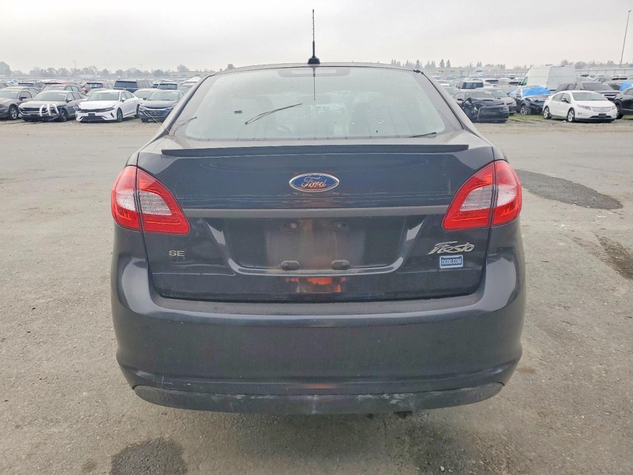 2013 Ford Fiesta Se - Image 6
