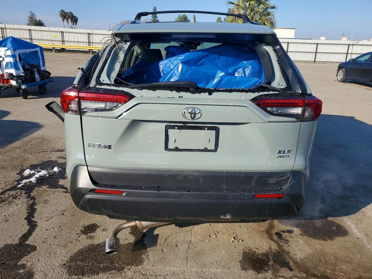 2023 Toyota Rav4 Xle Premium - Image 6