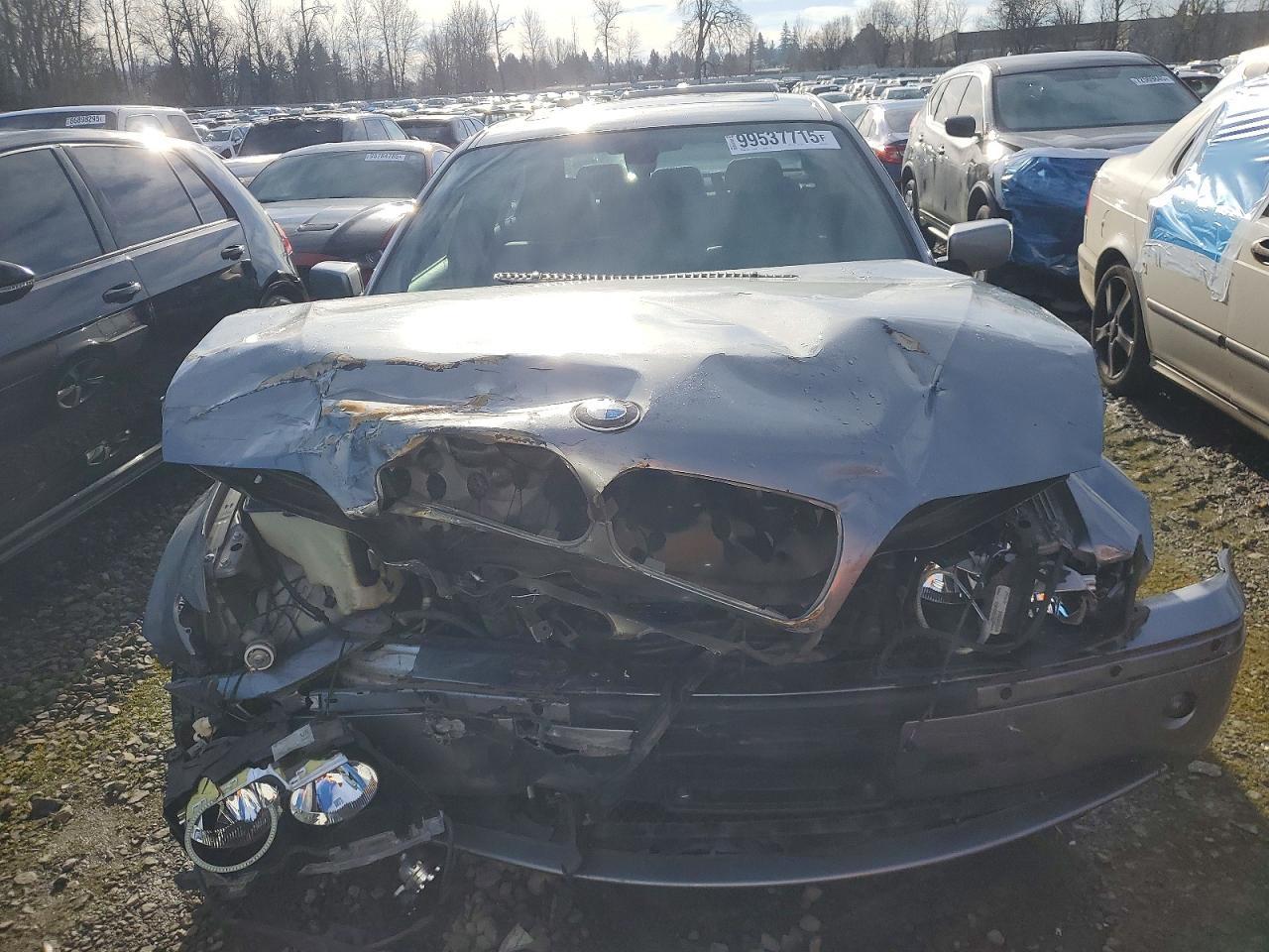 2004 BMW 330 Xi - Фото 5