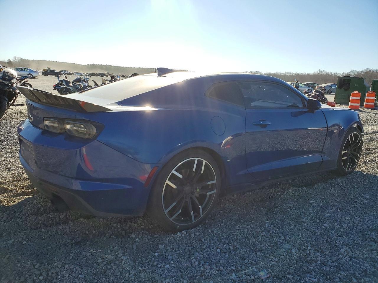 2019 Chevrolet Camaro Ls - Фото 3