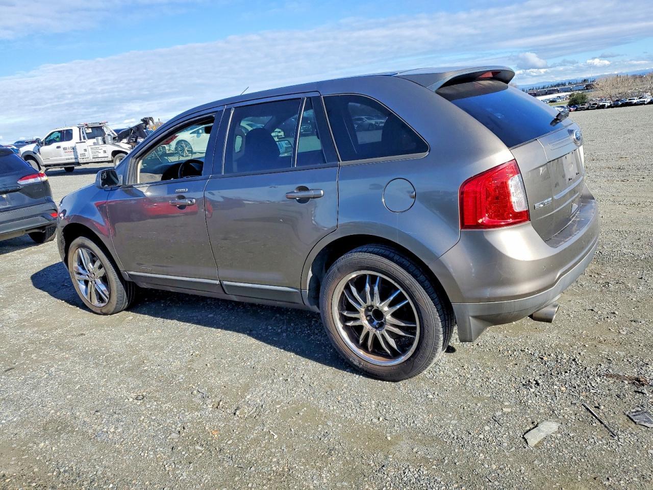 2013 Ford Edge Sel - Фото 2