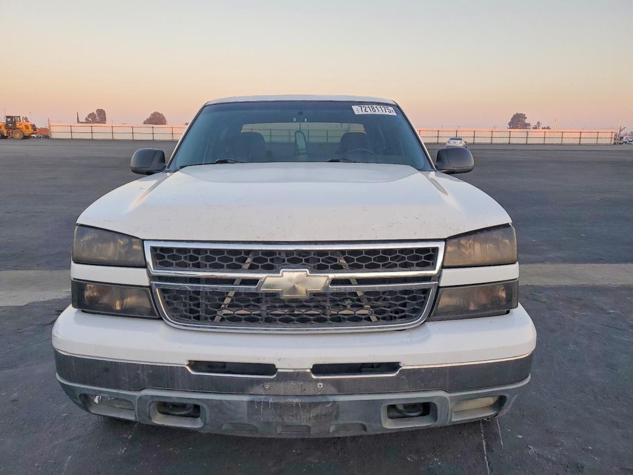 2006 Chevrolet Silverado C1500 - Image 5