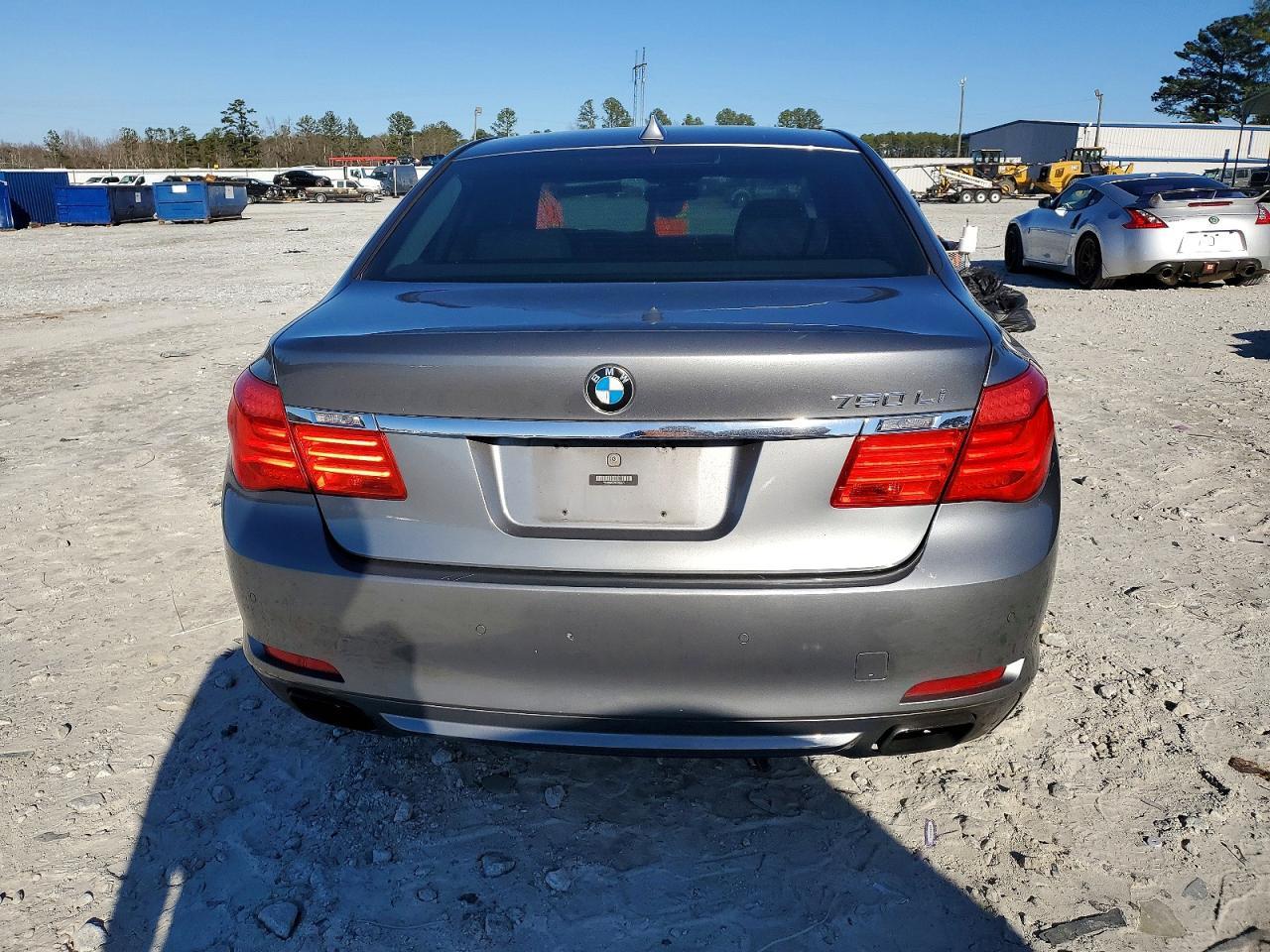 2012 BMW 750 Li - Image 6