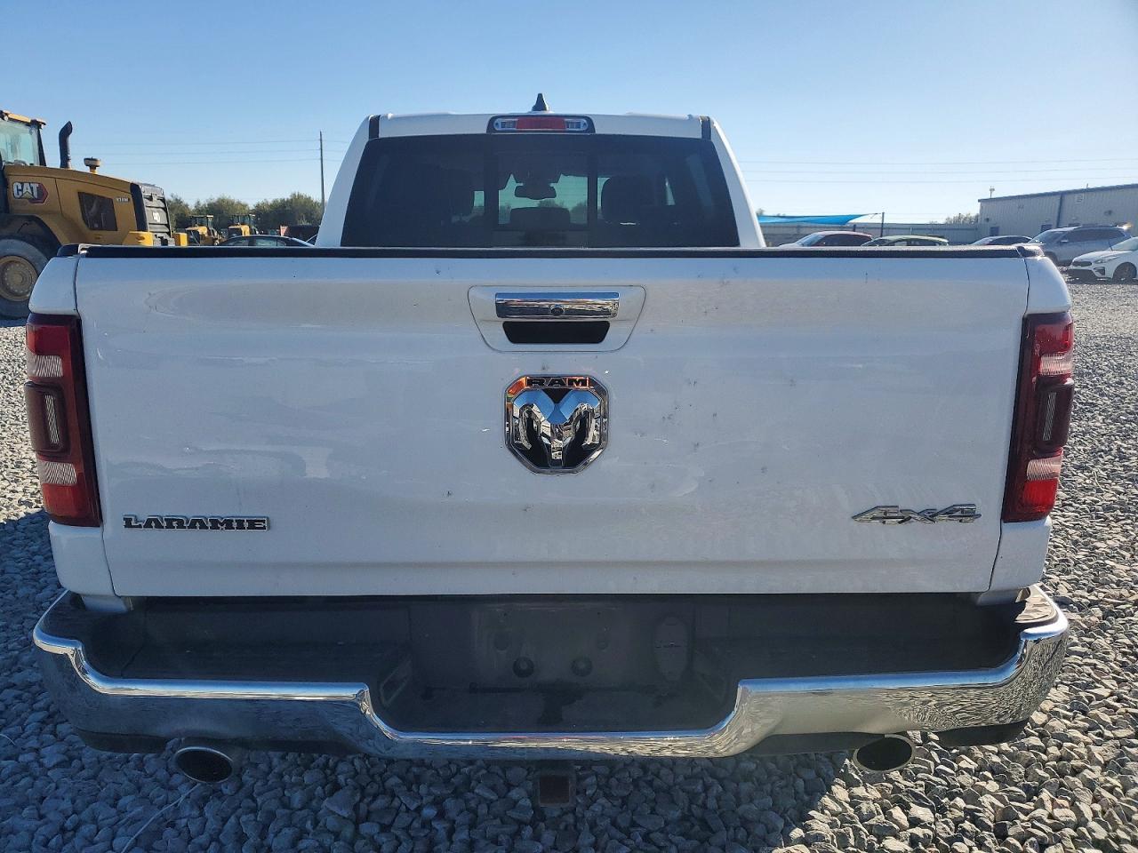 2020 Ram 1500 Laramie - Фото 6