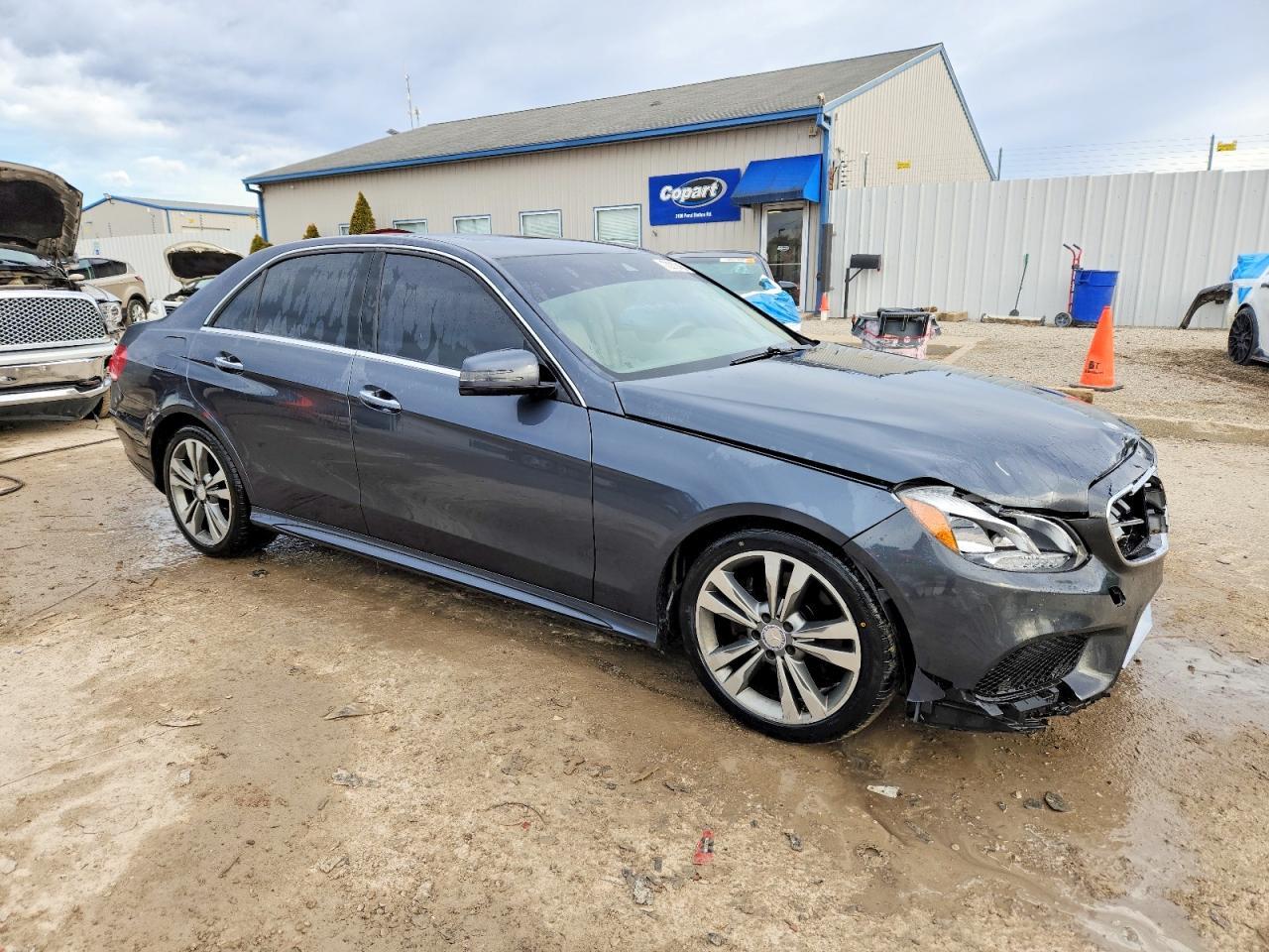 2014 Mercedes-Benz E 350 - Фото 4