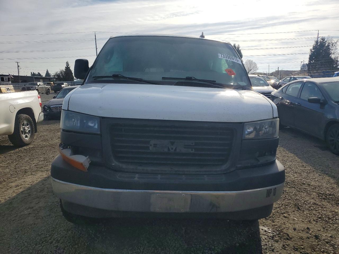 2017 GMC Savana G3500 Ls - Фото 5