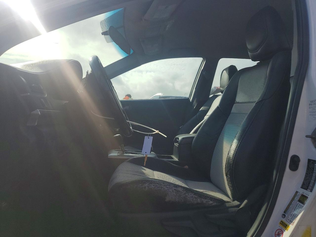 2014 Toyota Camry 4D 2Wd - Image 7