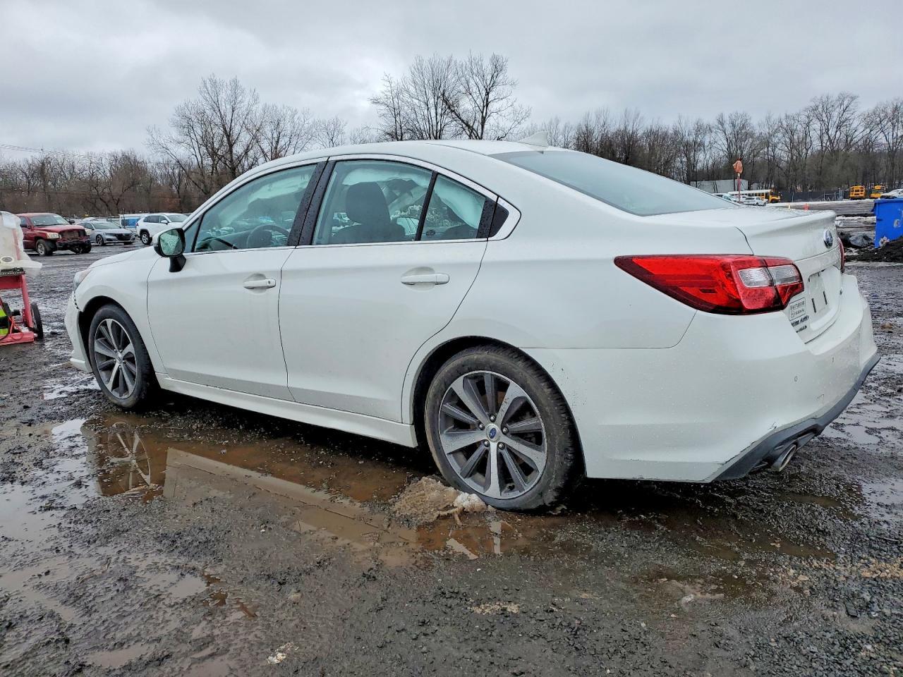 2018 Subaru Legacy 2.5I Limited - Фото 2
