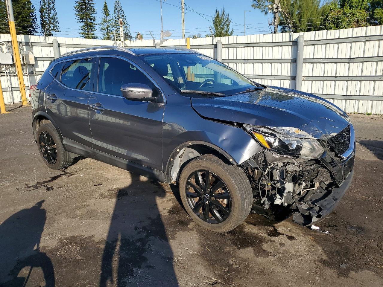 2020 Nissan Rogue Sport Sv - Image 4